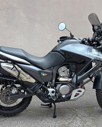 Honda Transalp 700 2008