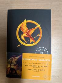 Hunger Games Suzanne Collins Cop. Flessibile