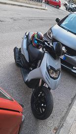 Smembro aprilia sr motard/piaggio new tph 50/150