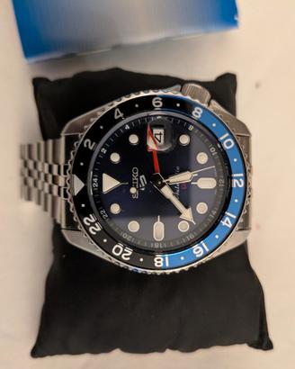 Seiko 5 GMT SSK003K1