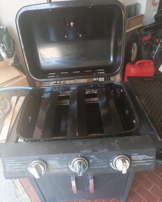 BARBECUE A GAS