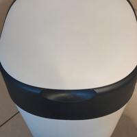 Tommee Tippee  mangia pannolini 