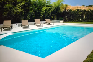 Bilocale 4 posti letto con veranda e piscina