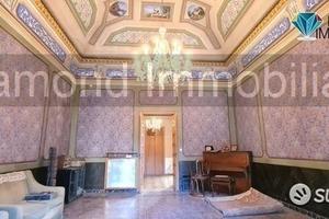 Palazzo storico fine '800 giarre centro