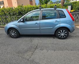 Ford Fiesta 1.4 16V 5p. Ghia
