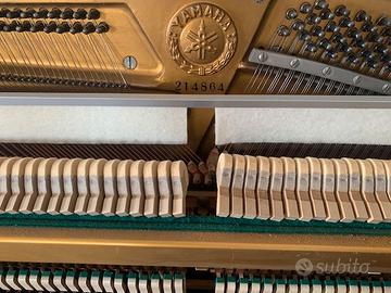 Pianoforte verticale Yamaha