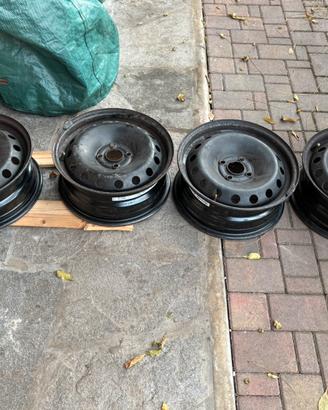 Cerchi in ferro Grande Punto/Punto Evo R15