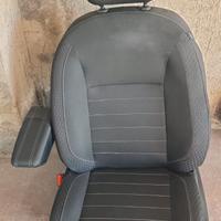 SEDIA ANTERIORE LATO GUIDA DACIA SANDERO STEPWAY