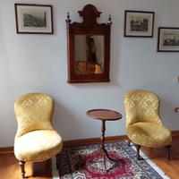 Poltroncine e tavolino