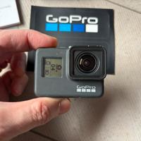 Gopro 7 Go pro 7 Black + 3 batterie (no micro SD)