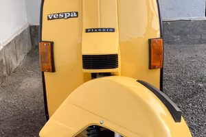 Vespa PX200