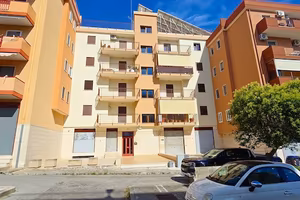 Massafra appartamento al quarto piano