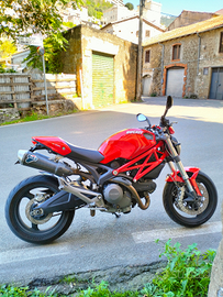 Ducati Monster 696+