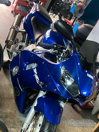 Yamaha R6
