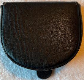 Portamonete in pelle colore nero