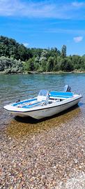 trimarano 4 metri