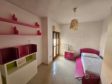 Cameretta ciclamino Moretti Compact