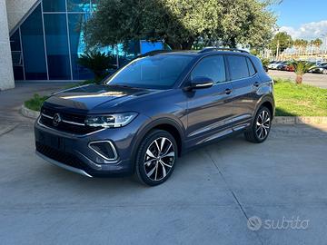Volkswagen T-Cross R-Line 115cv possibilità nolegg