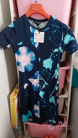 vestito desigual nuovo con cartellino