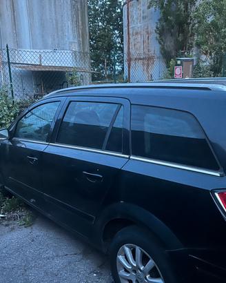 pezzi opel astra sw 1700 anno 97