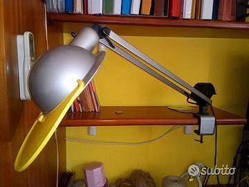 Lampada arteluce Donald vintage space 70 con morsa