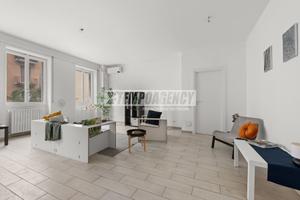 Quadrilocale immerso nel verde con terrazzino.