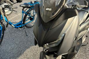 Yamaha X-Max 300 2018