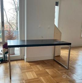 Tavolo moderno + sedie