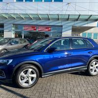 AUDI Q3 35 TFSI S tronic Business Advanced