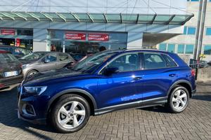 AUDI Q3 35 TFSI S tronic Business Advanced