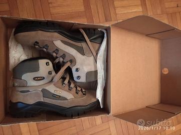 Scarpone da trekking AKU Billy Kid GTX color sabbi