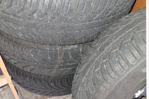 Gomme usate  ( Ford Ecosport)  con cerchi
