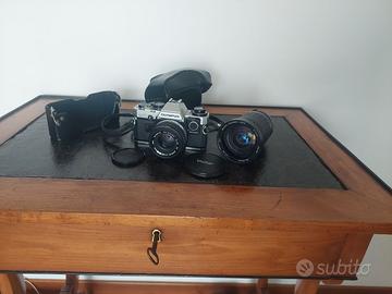 Olympus OM10 + Vivitar macro focusing zoom