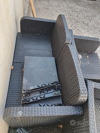 Divano da giardino effetto rattan
