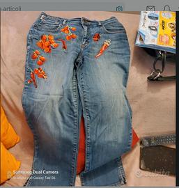 Jeans moschino taglia modificata e etichetta manca