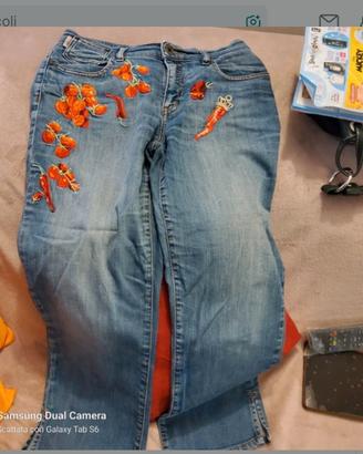 Jeans moschino taglia modificata e etichetta manca