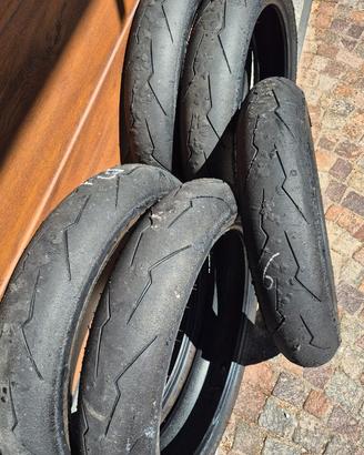 Pirelli supercorsa V2 SC1 usati 120/70 - 180/60