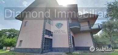 Villa singola con terreno a Linguaglossa Permuta