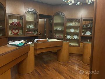 Mobili e arredamento