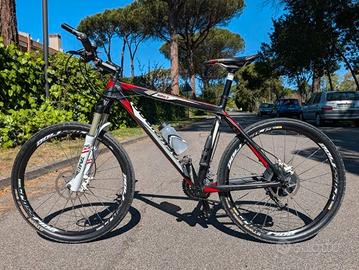 Bicicletta Mountainbike 8.3