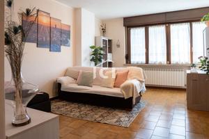 Borgo milano, ampio appartamento con ascensore