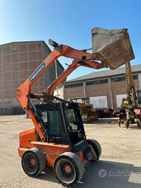 Minipala hitachi 26 quintali