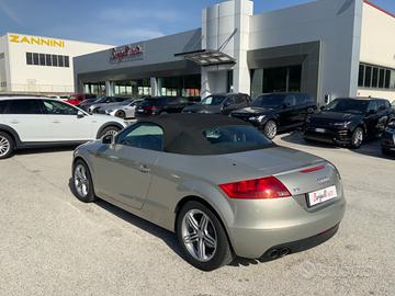 Audi TT Roadster 2.0 TFSI S tronic
