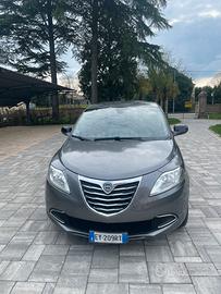 Lancia ypsilon 2015 NEOPATENTATI