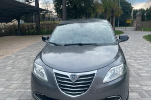 Lancia ypsilon 2015 NEOPATENTATI