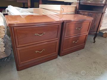 Coppia di Comodini Vintage