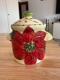 Barattolo decorato con fiori rossi