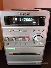 stereo sony CD MP3 buone condizioni 
