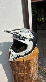 CASCO AIROH WRAAP YOUTH BEAST - OPACO