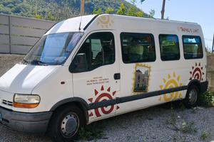 Minibus Master 15 posti